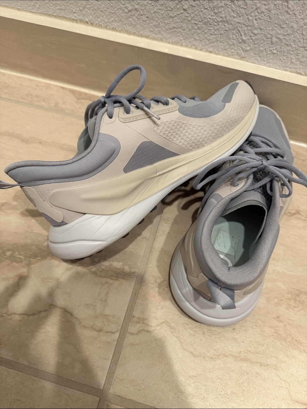 Lululemon Chargefeel 3 Workout Shoe - Picture 4 of 6